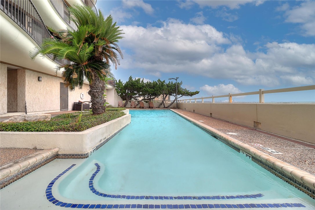 4500 Ocean Dr 1b Property Photo 36