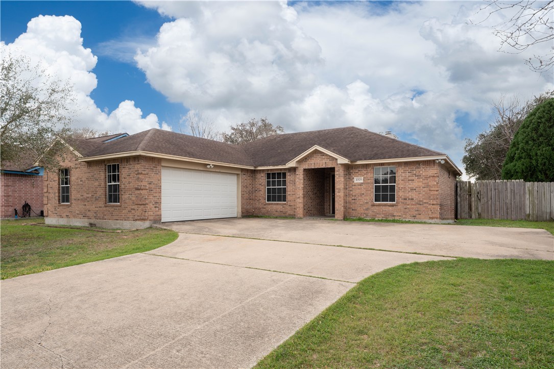 10529 Saddle Property Photo 2