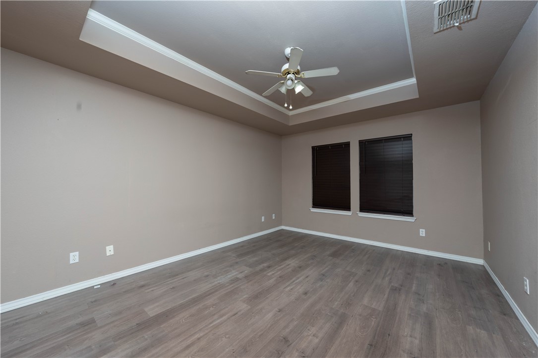 10529 Saddle Property Photo 18