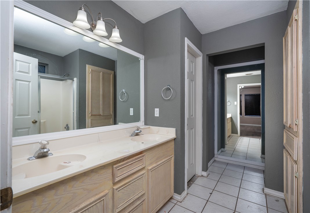 10529 Saddle Property Photo 19