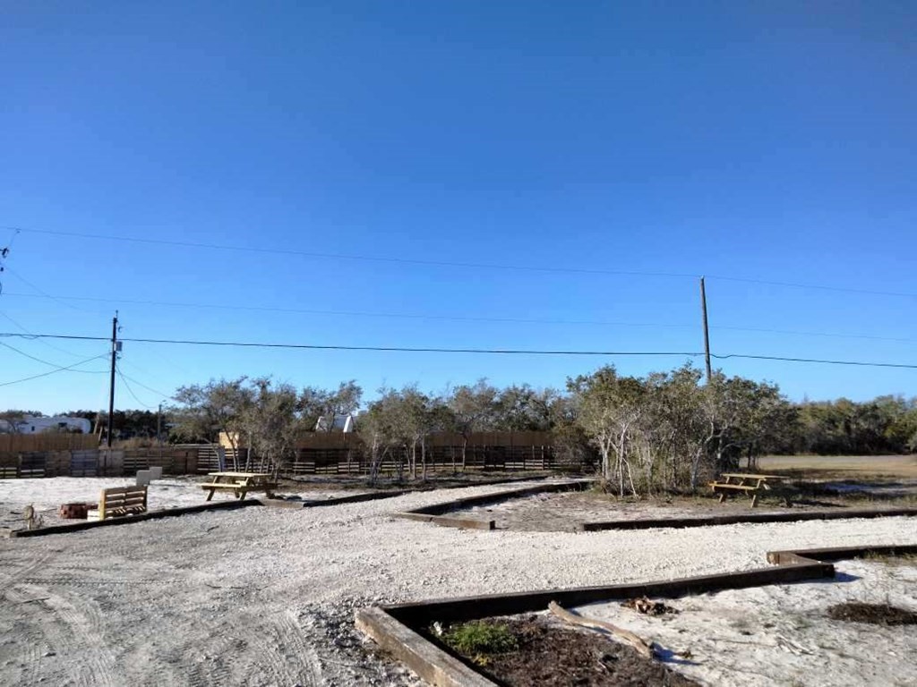 582 Adolfo Dr. Property Photo 4