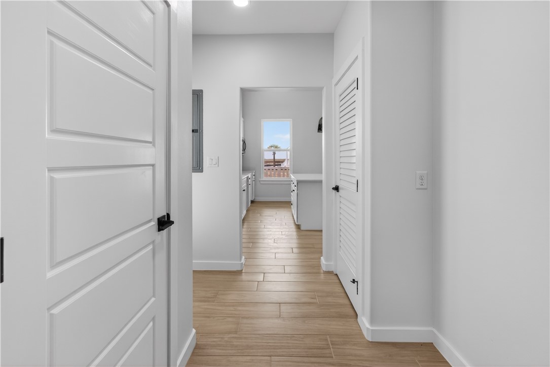 244 St. John Circle Property Photo 20