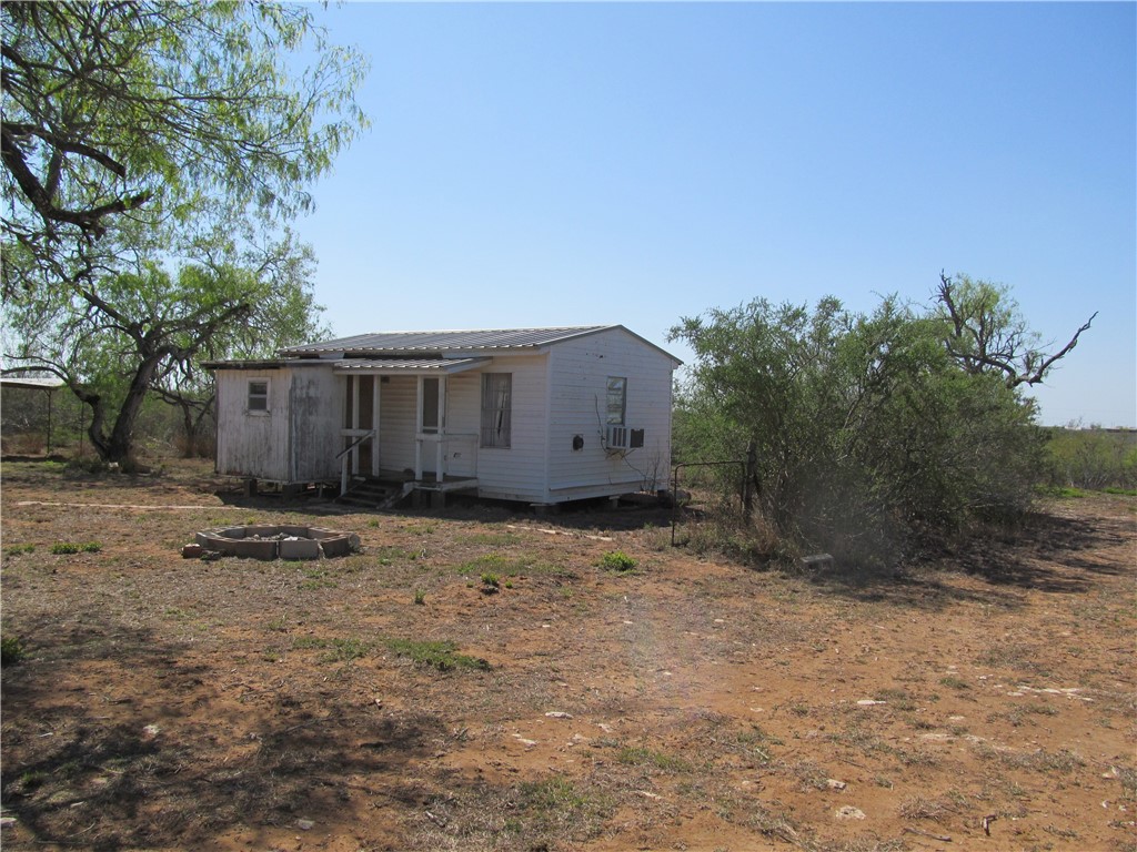 000 Irene Property Photo 3