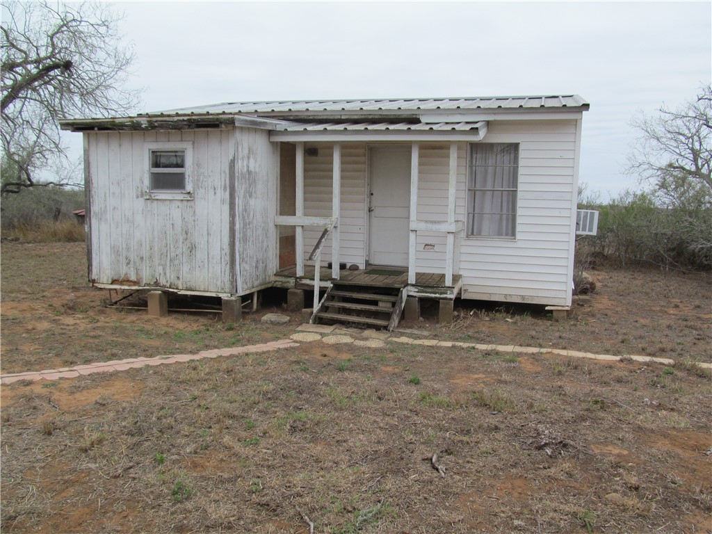 000 Irene Property Photo 4