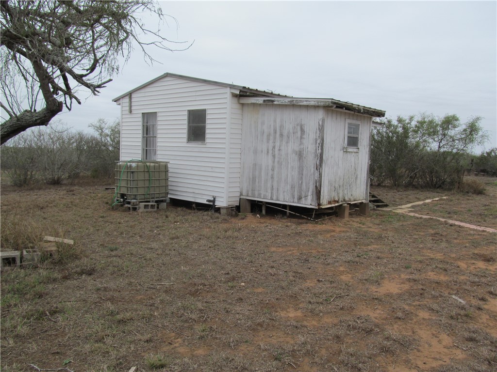000 Irene Property Photo 6