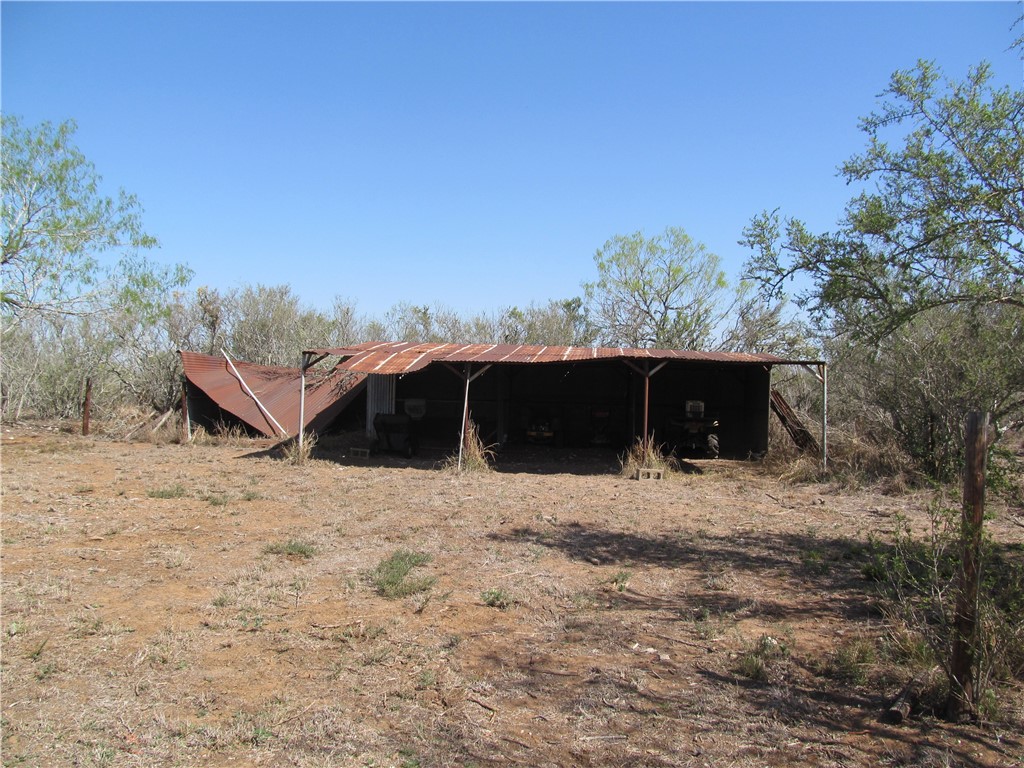 000 Irene Property Photo 31