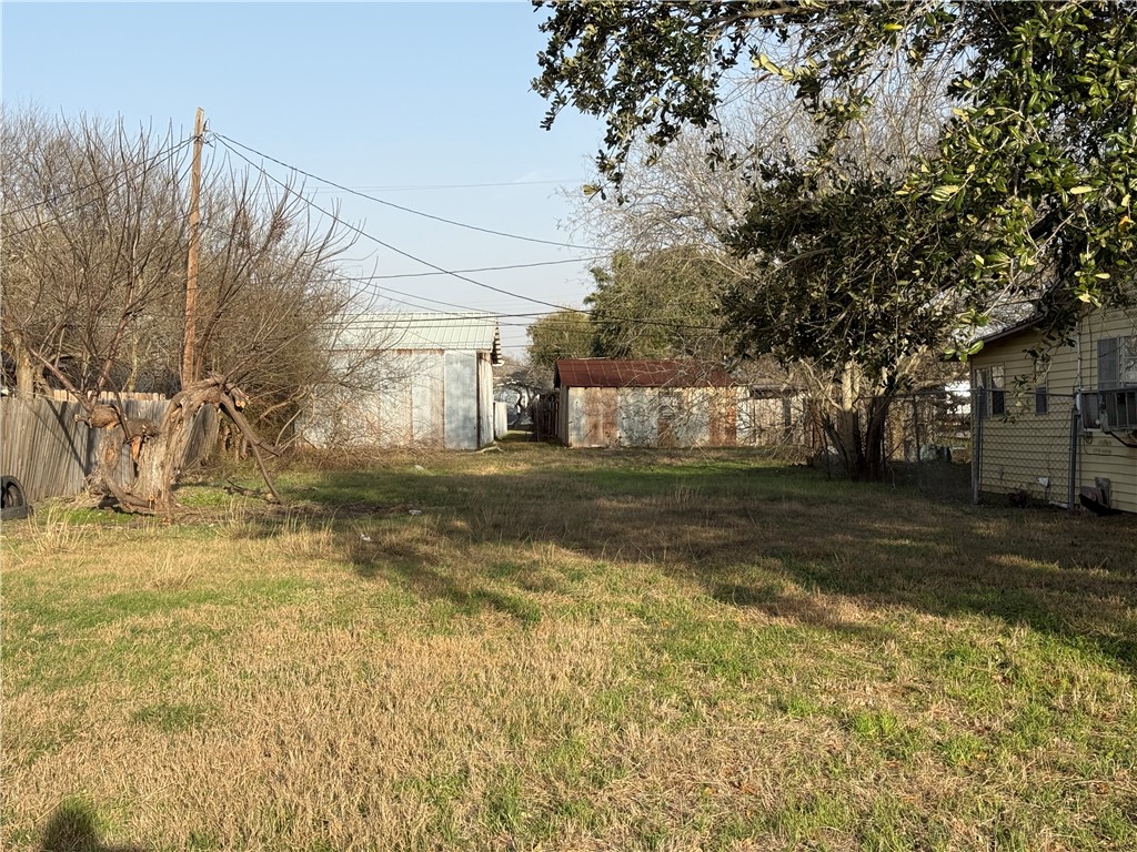 000 6th Ave Property Photo