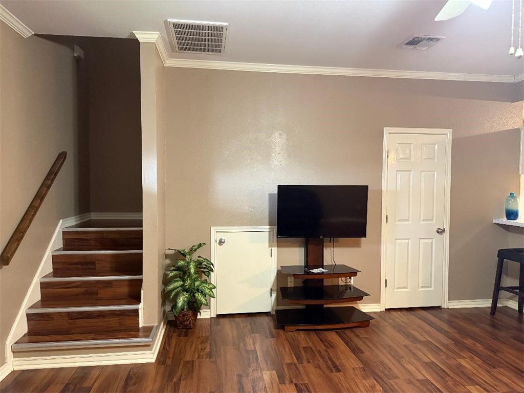 716 W Bayview Blvd D Property Photo 15