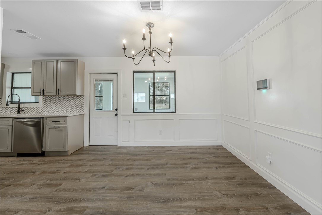 4021 Starlite Property Photo 8
