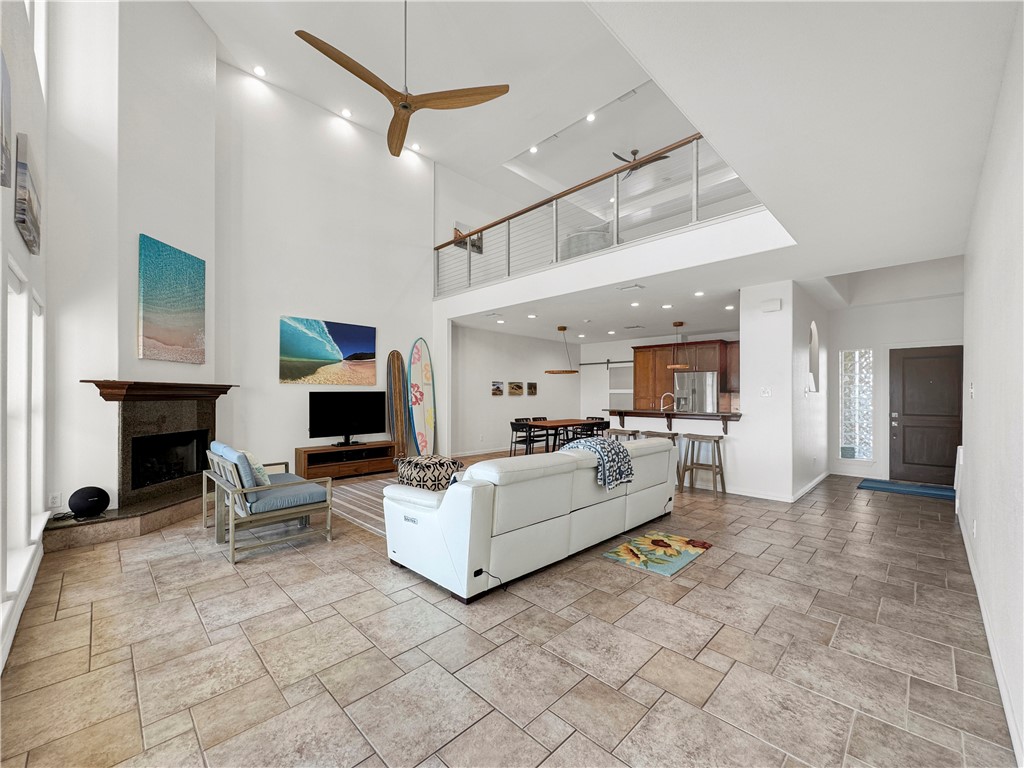 13945 Dasmarinas Dr Property Photo 11