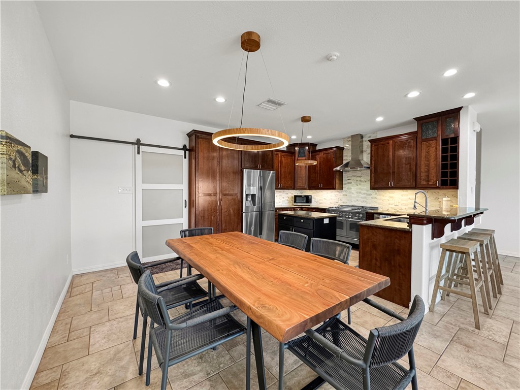 13945 Dasmarinas Dr Property Photo 14