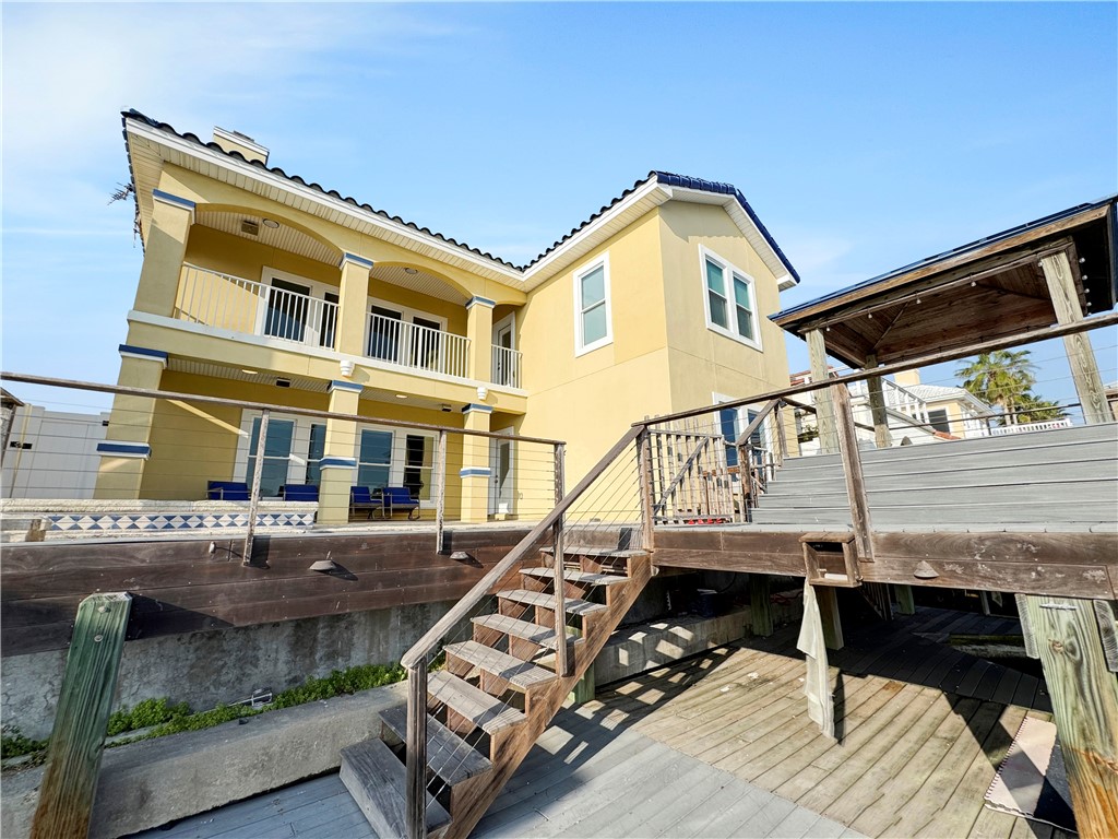13945 Dasmarinas Dr Property Photo 38