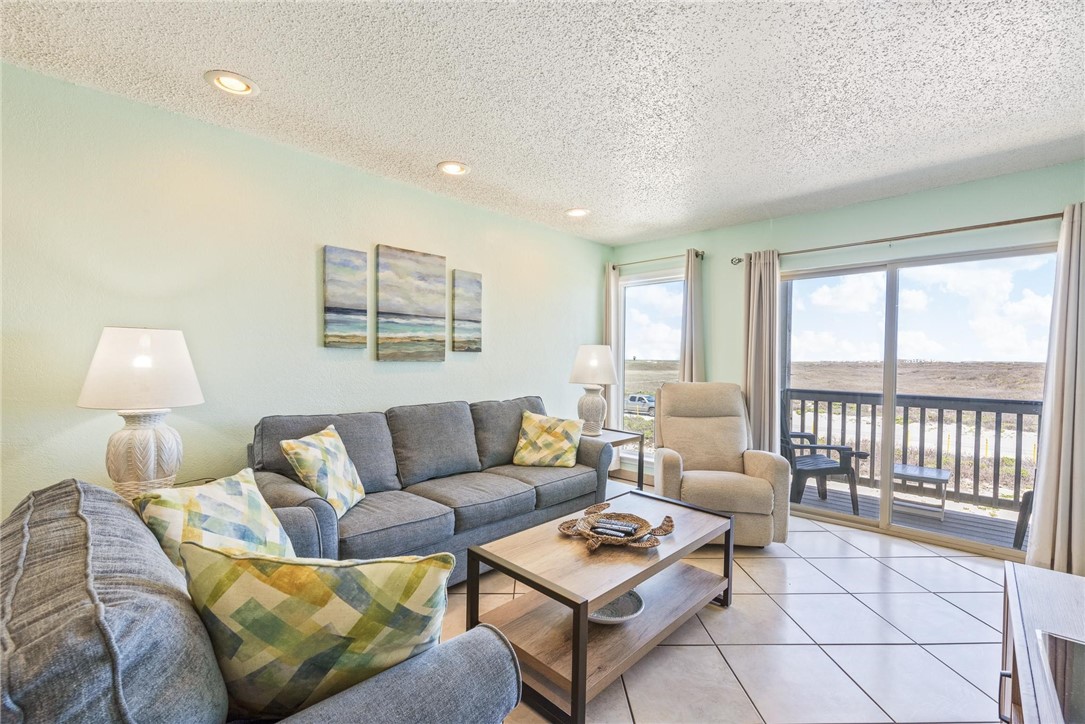 14802 Windward Dr 221 Property Photo 11