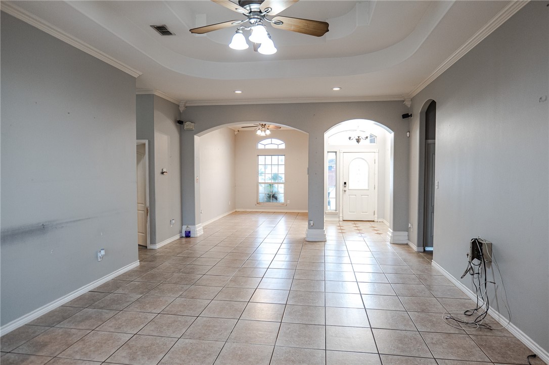 2526 Gentle Wind Ave Property Photo 2