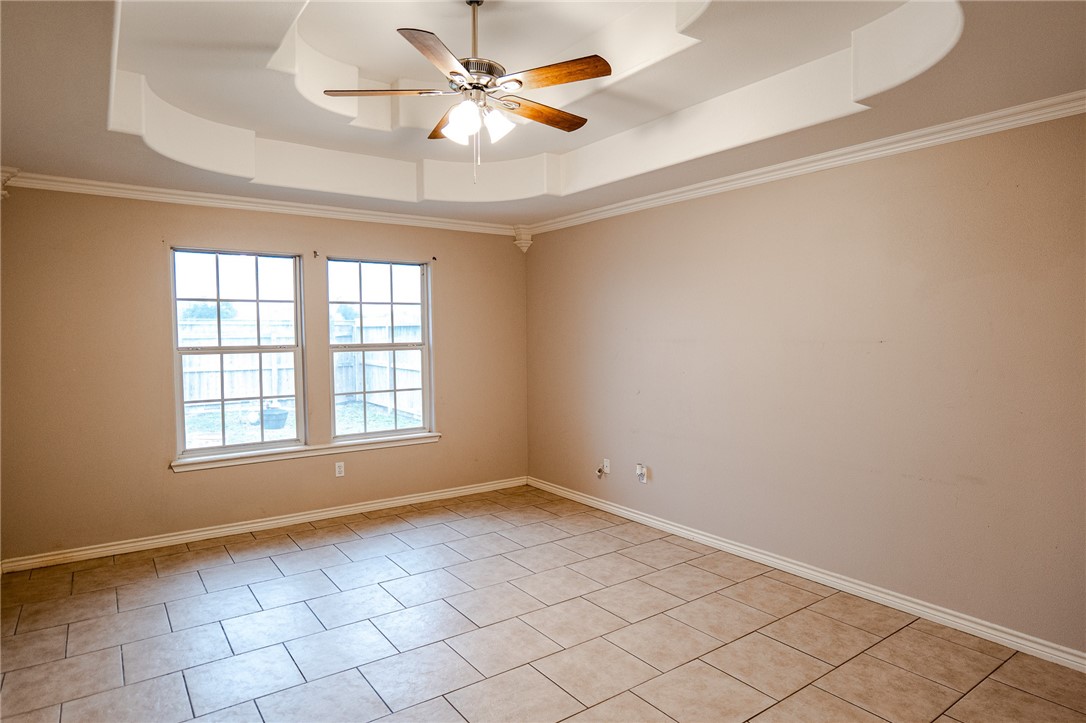 2526 Gentle Wind Ave Property Photo 9