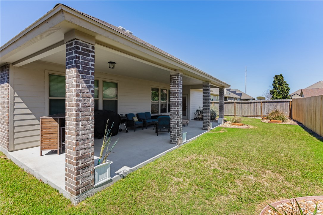 2114 Aquila St Property Photo 33