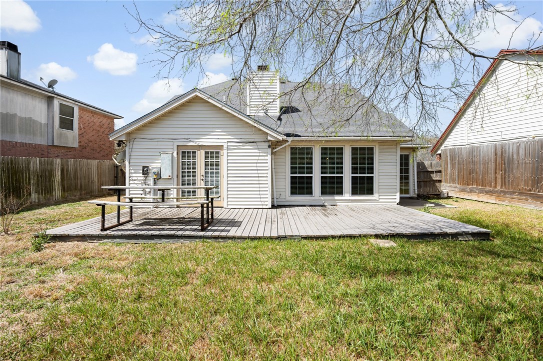 7018 Ridge Stone Dr Property Photo 24