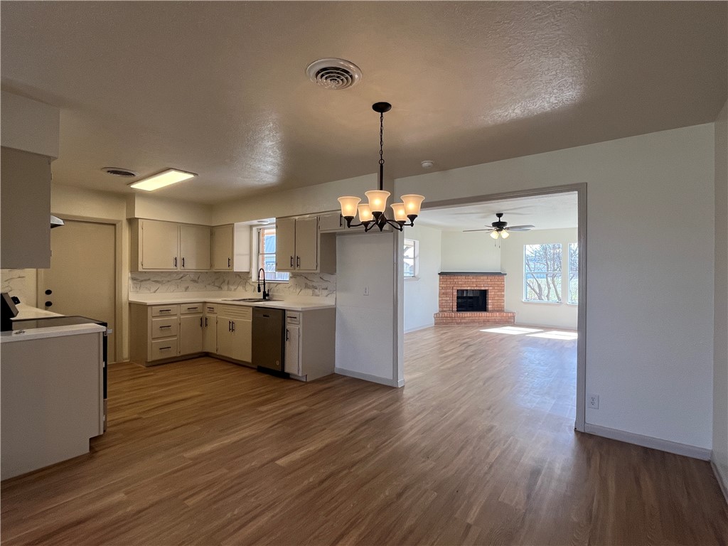 5730 Flynn Pkwy Property Photo 5