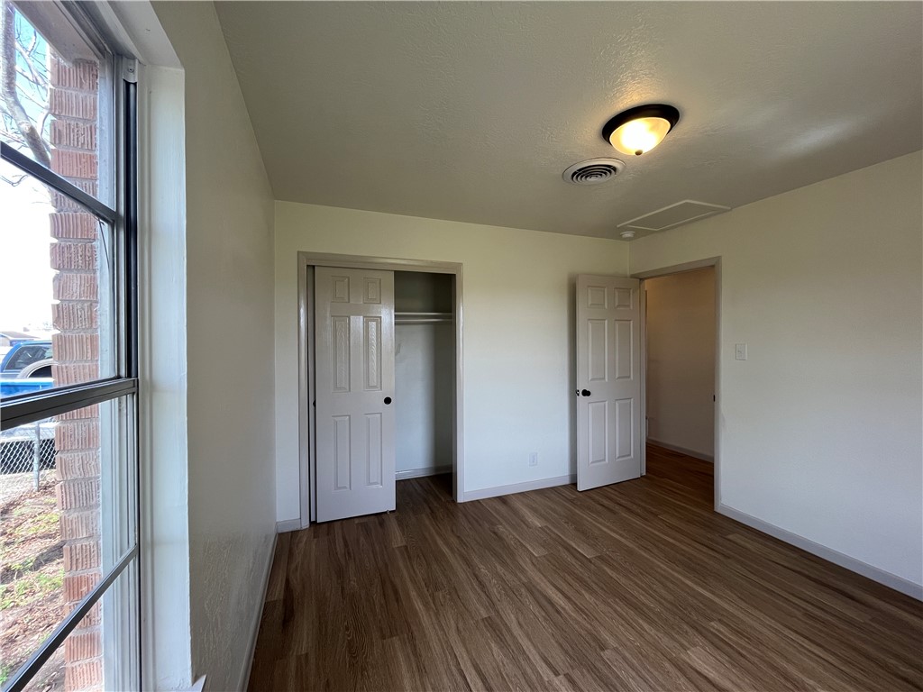 5730 Flynn Pkwy Property Photo 15