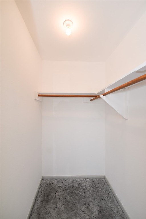 2709 Blackstone Circ Property Photo 1