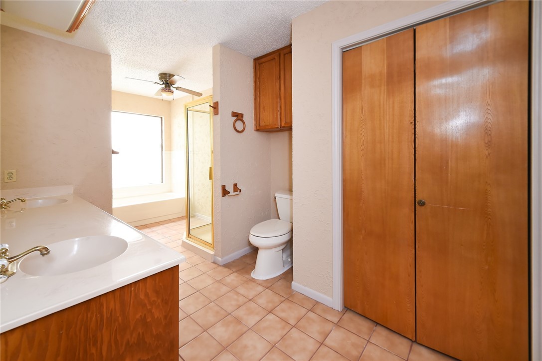 2709 Blackstone Circ Property Photo 11