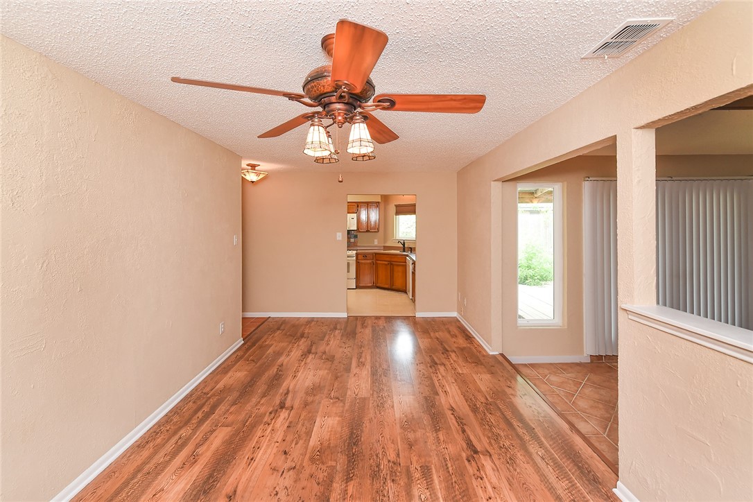 2709 Blackstone Circ Property Photo 14