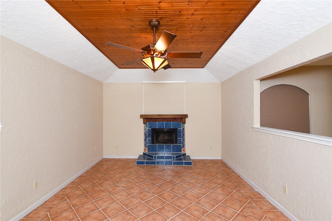 2709 Blackstone Circ Property Photo 15