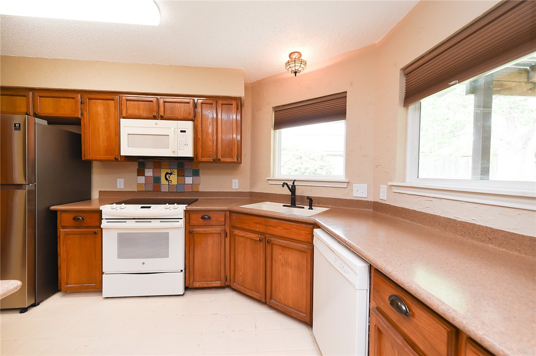 2709 Blackstone Circ Property Photo 19