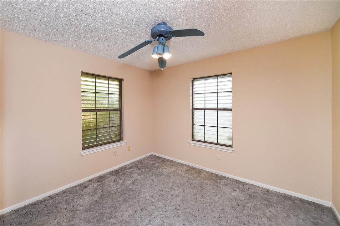 2709 Blackstone Circ Property Photo 25