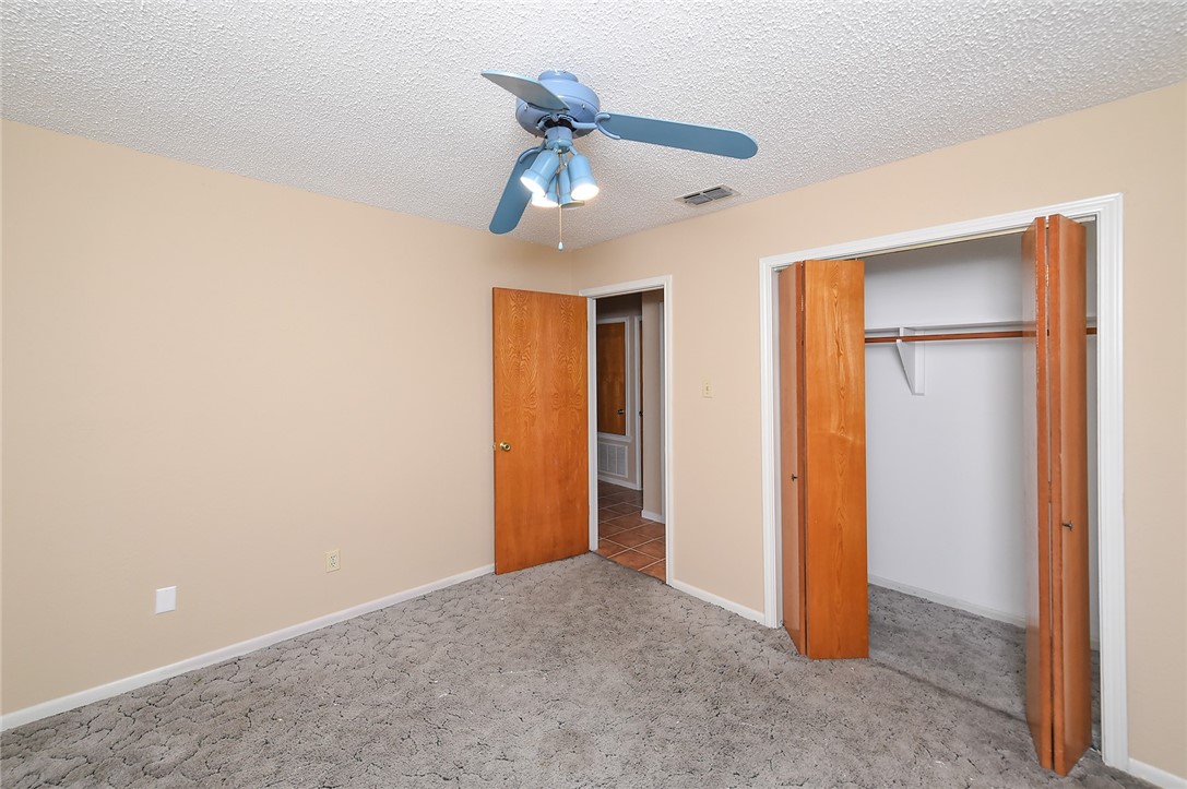2709 Blackstone Circ Property Photo 27