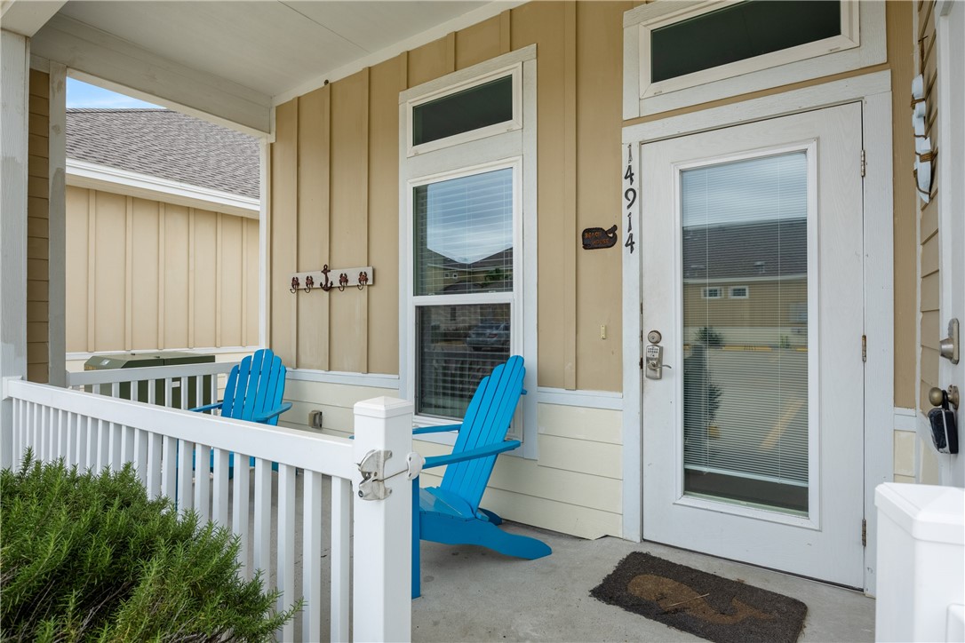 14914 Village Beach Dr Property Photo 3