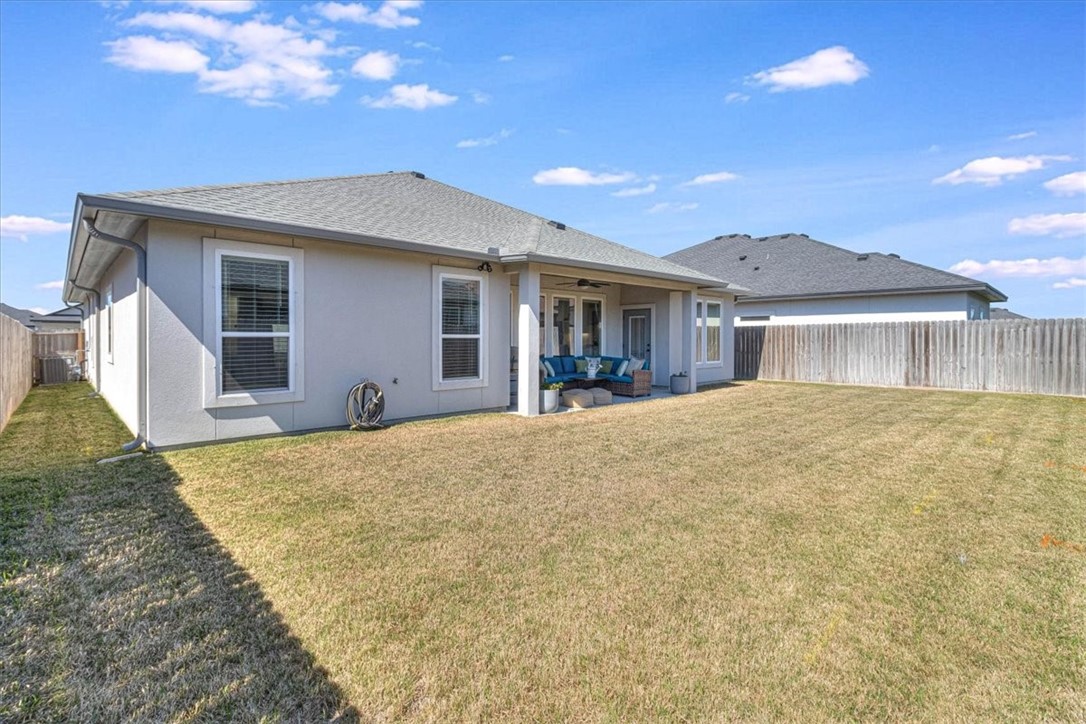 4026 Azali Dr Property Photo 6