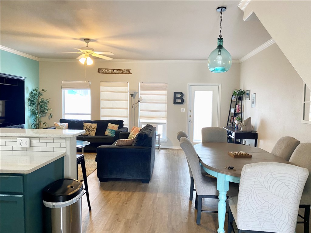 15102 Leeward Dr Property Photo 3