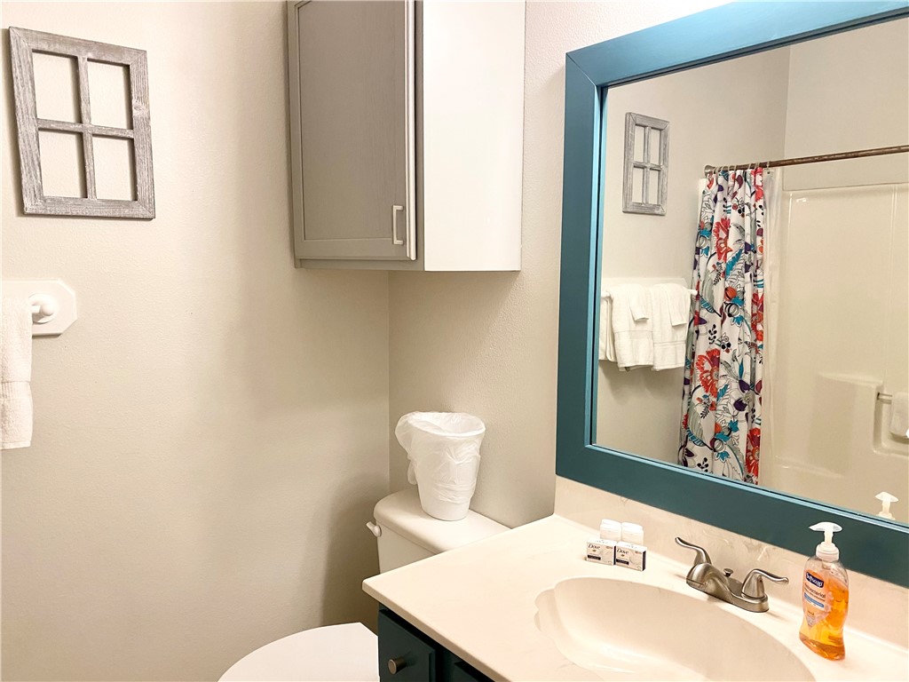 15102 Leeward Dr Property Photo 13