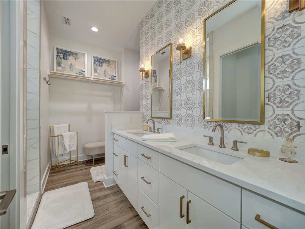 1014 Grand Cayman Ct Property Photo 18