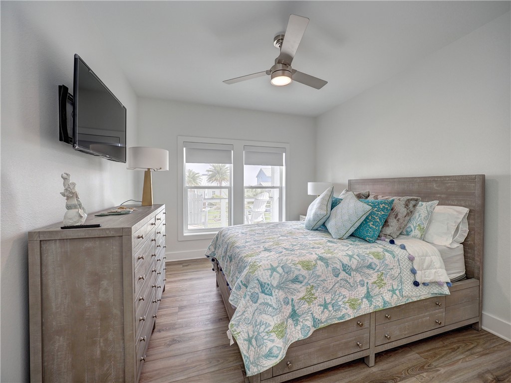 1014 Grand Cayman Ct Property Photo 22