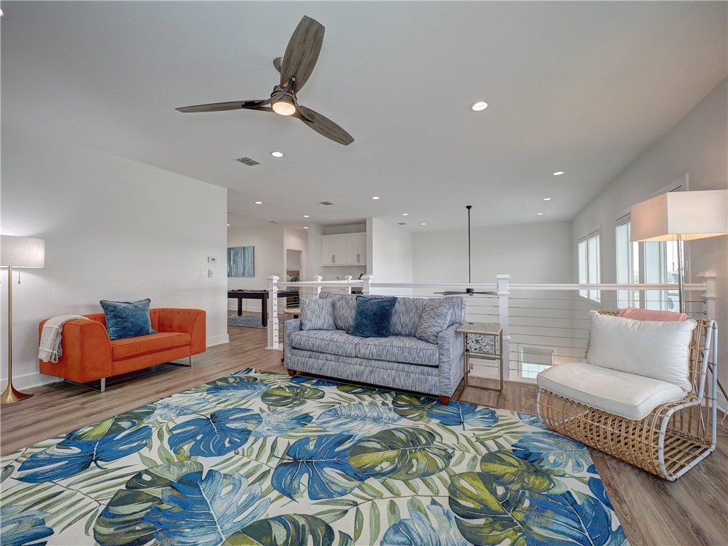 1014 Grand Cayman Ct Property Photo 28