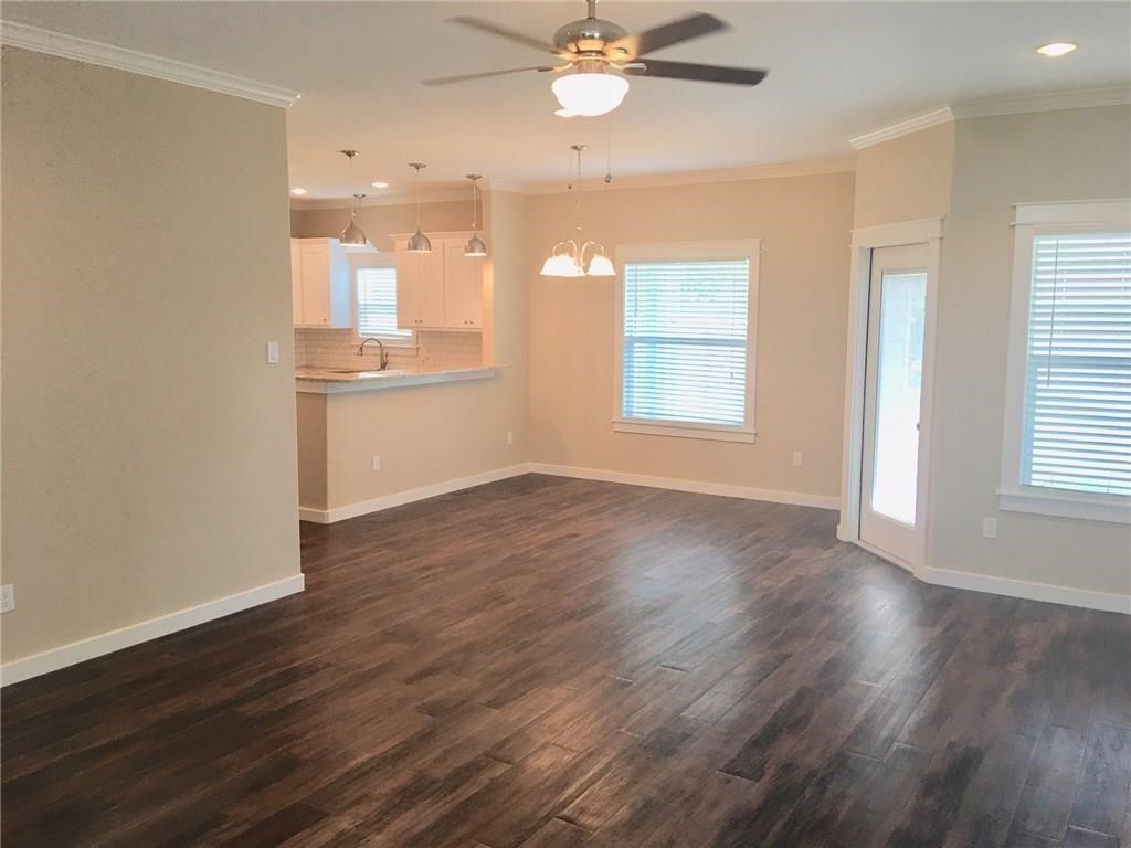 344 Bayview B Property Photo 2