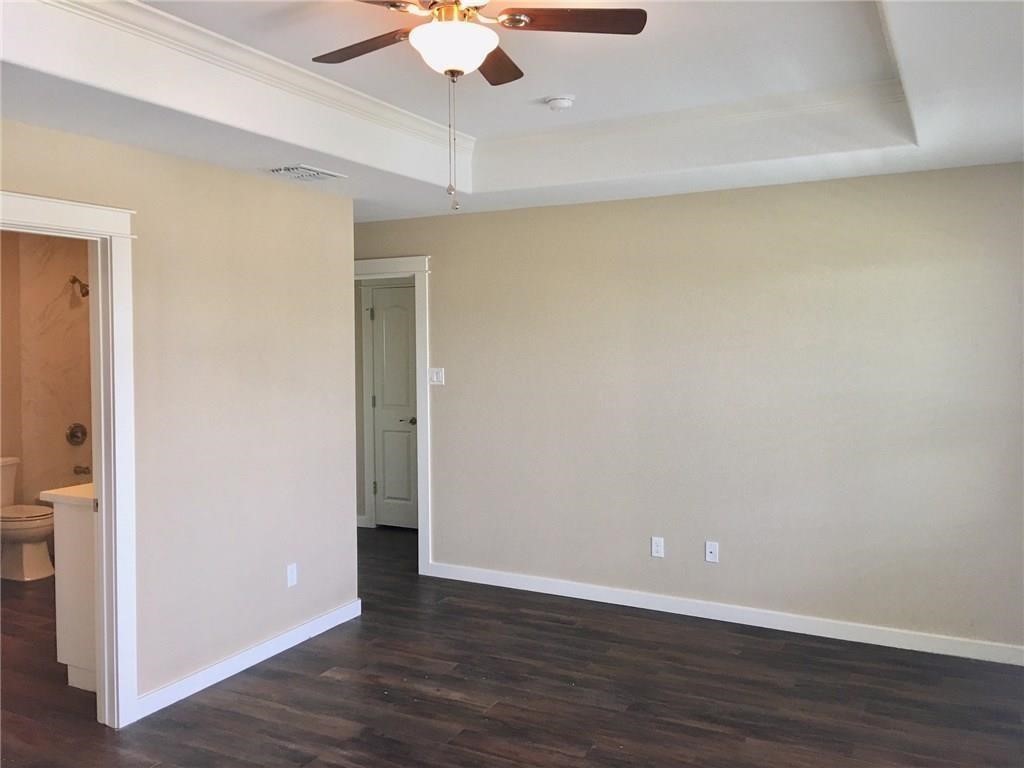 344 Bayview B Property Photo 9
