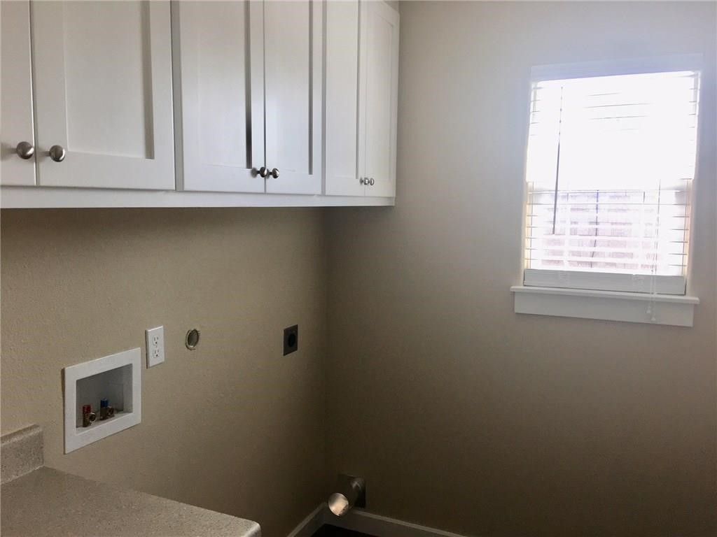 344 Bayview B Property Photo 12