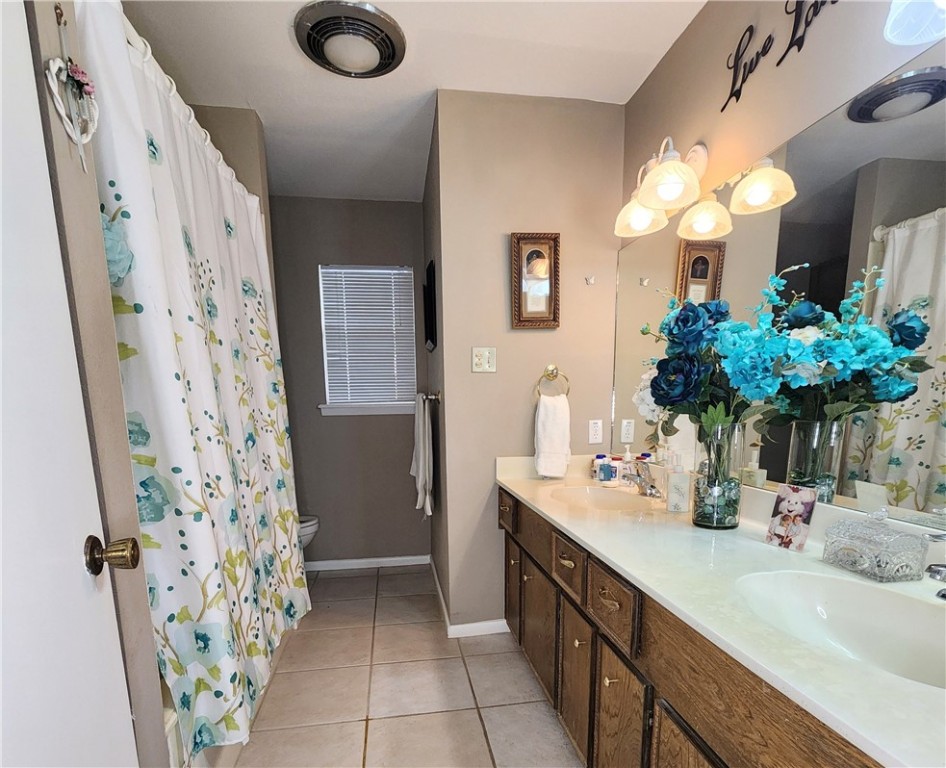 6421 Oakbrook Dr Property Photo 21