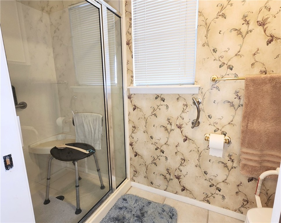 6421 Oakbrook Dr Property Photo 26