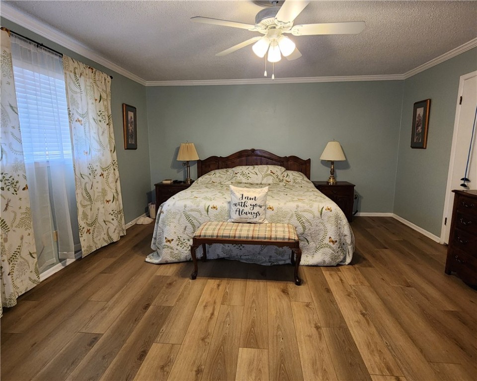 6421 Oakbrook Dr Property Photo 28