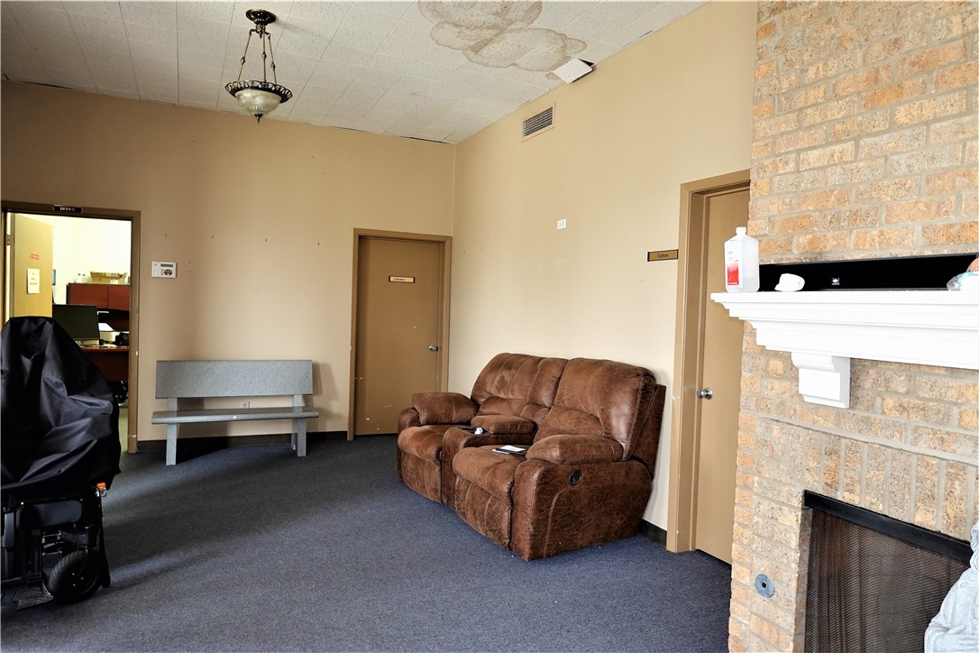 204 Meyer St Property Photo 3