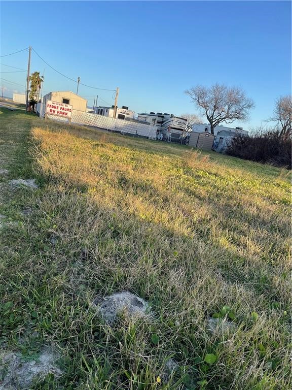 217 Skipper Property Photo 3