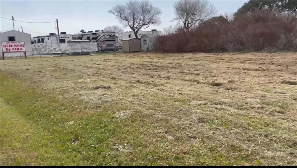 217 Skipper Property Photo 5