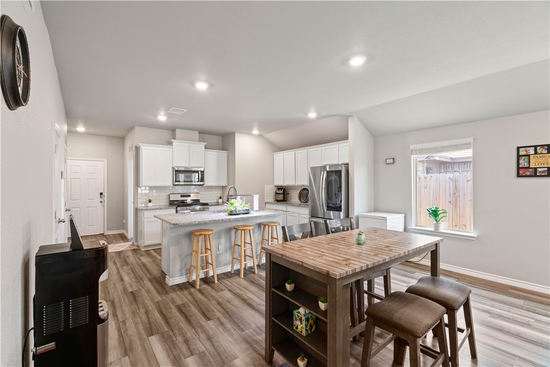 7706 Iron Man Dr Property Photo 8