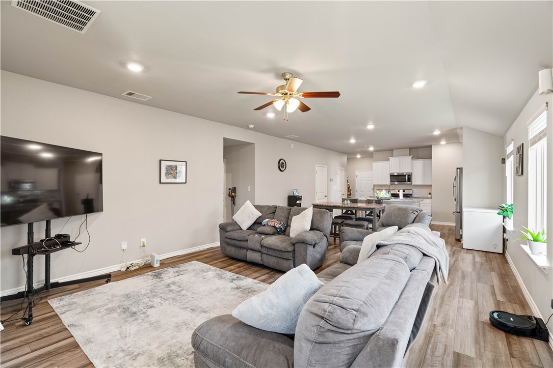 7706 Iron Man Dr Property Photo 11