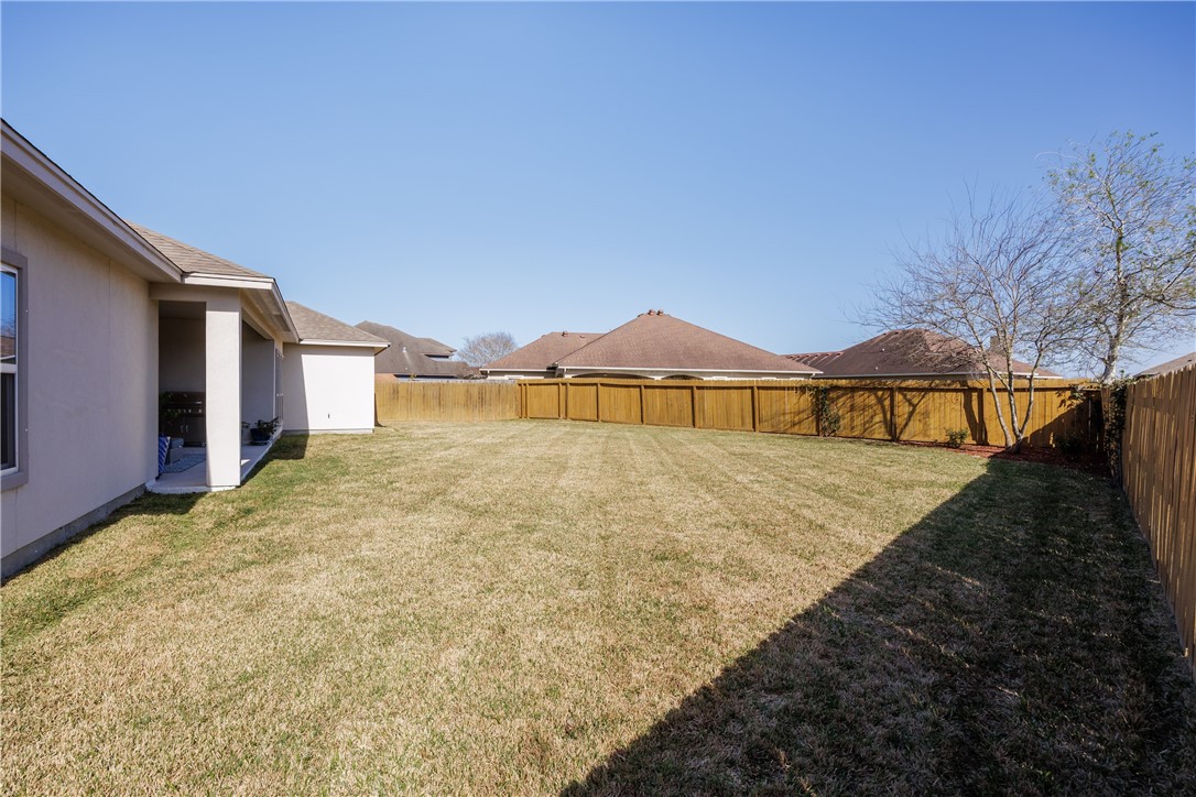 6741 Sharks Ct Property Photo 40