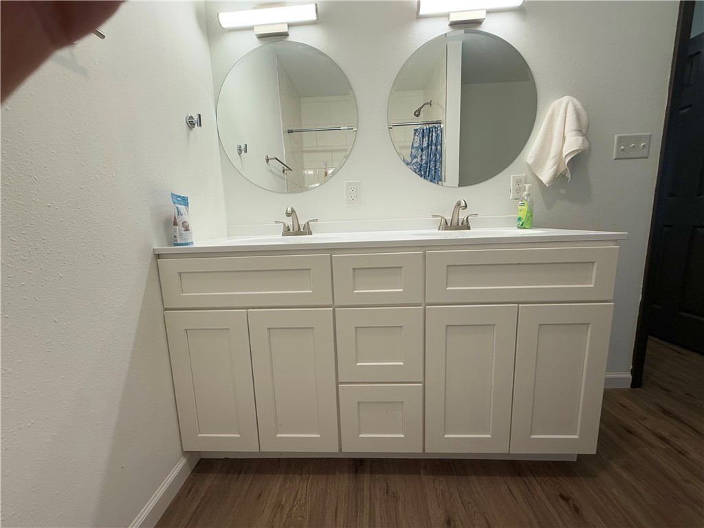1518 E Rosewood Property Photo 16
